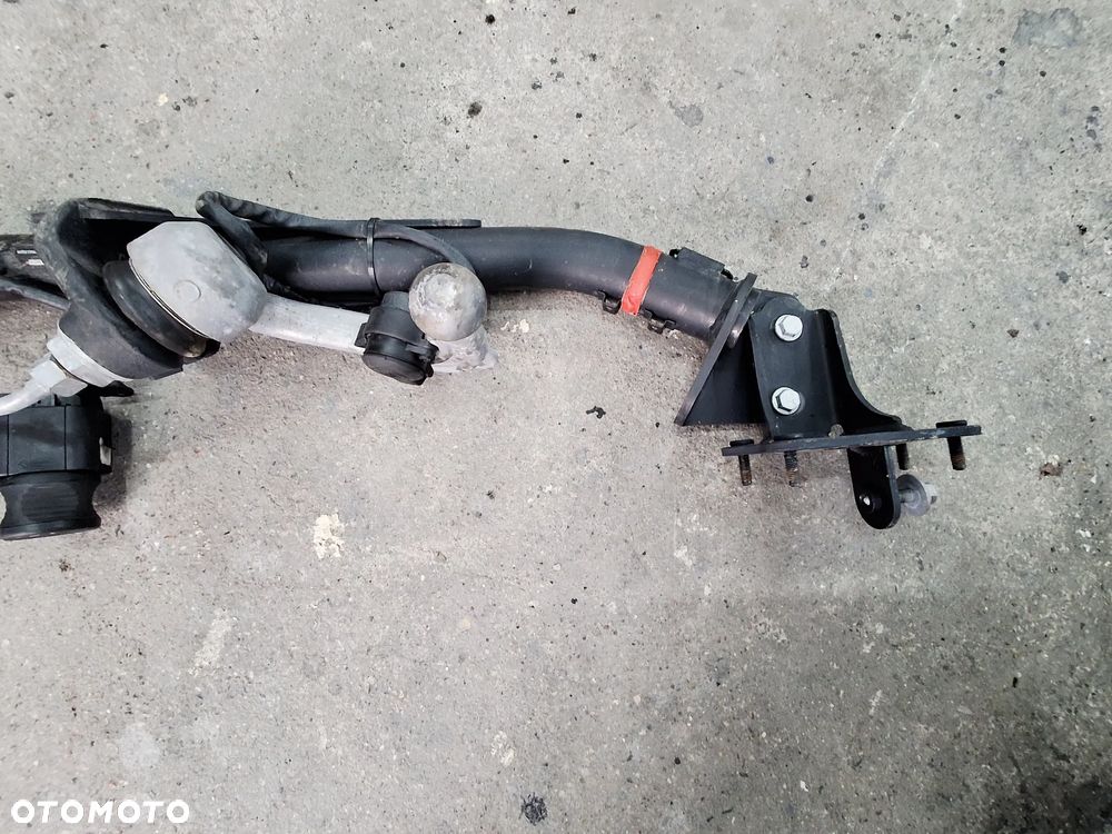 MERCEDES B-KLASA W246 HAK HOLOWNICZY W ORGINALE CHOWANY JAK NA FOTO A2463100404 - 2