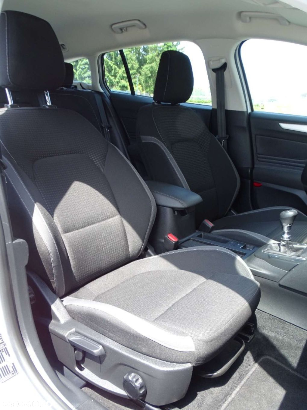 Ford Focus - 21