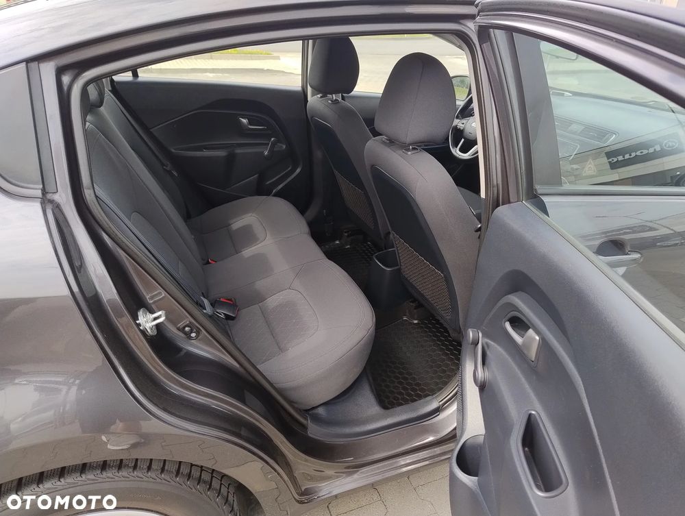 Kia Rio 1.2 Business Line - 11