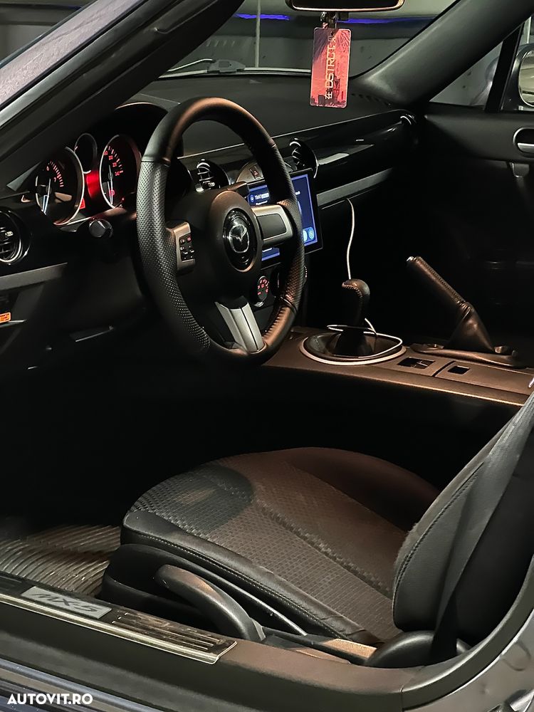Mazda MX-5 - 8