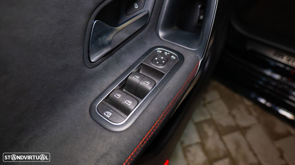 Mercedes-Benz CLA 180 - 12