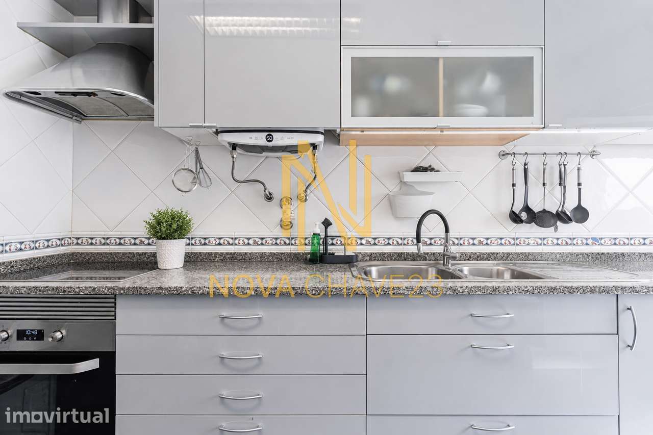 Apartamento T2 com Suíte nas Campinas Remodelado| 2.º Andar c/elevador - Grande imagem: 5/32