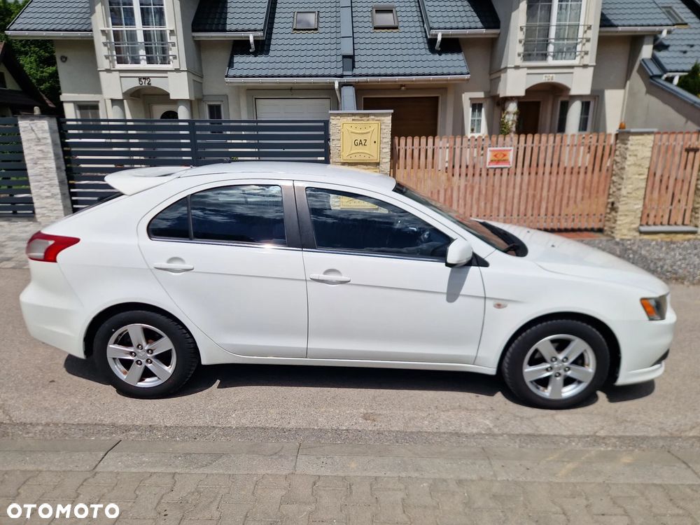 Mitsubishi Lancer 2.0 DID Instyle - 30