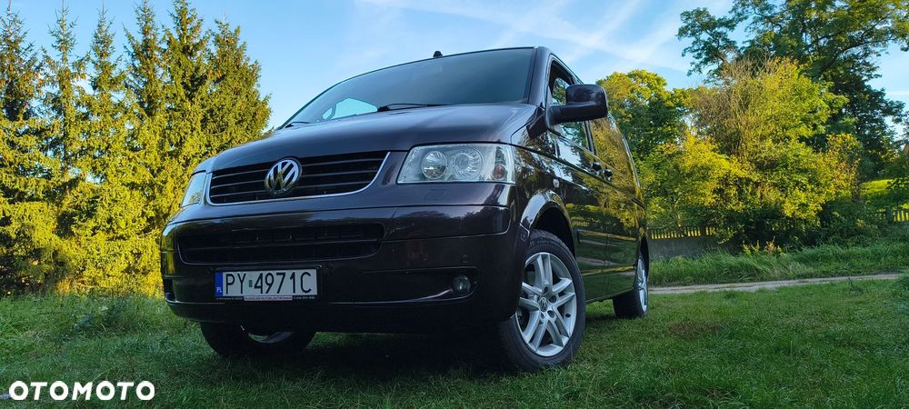 Volkswagen Multivan - 1