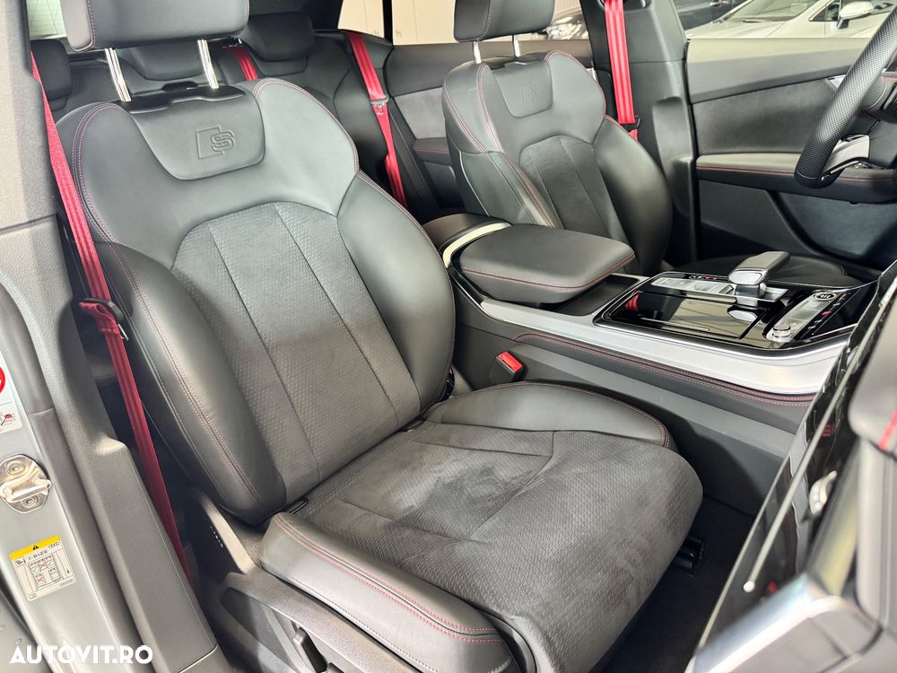 Audi Q8 - 25