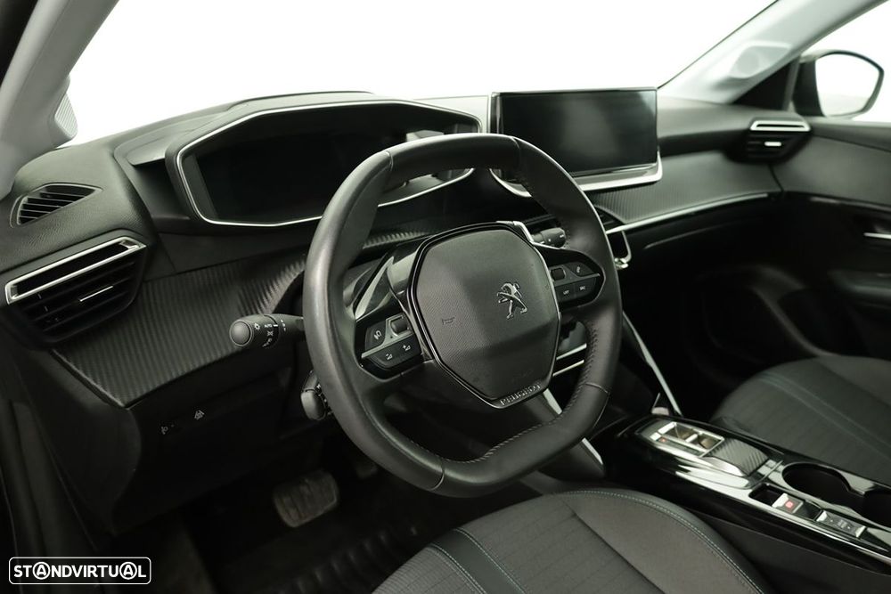 Peugeot 208 1.2 PureTech Allure EAT8 - 7