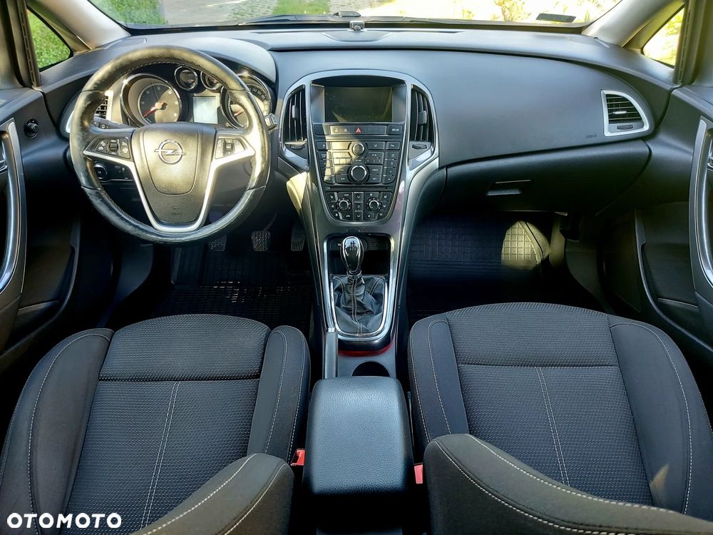 Opel Astra 2.0 CDTI Cosmo - 12