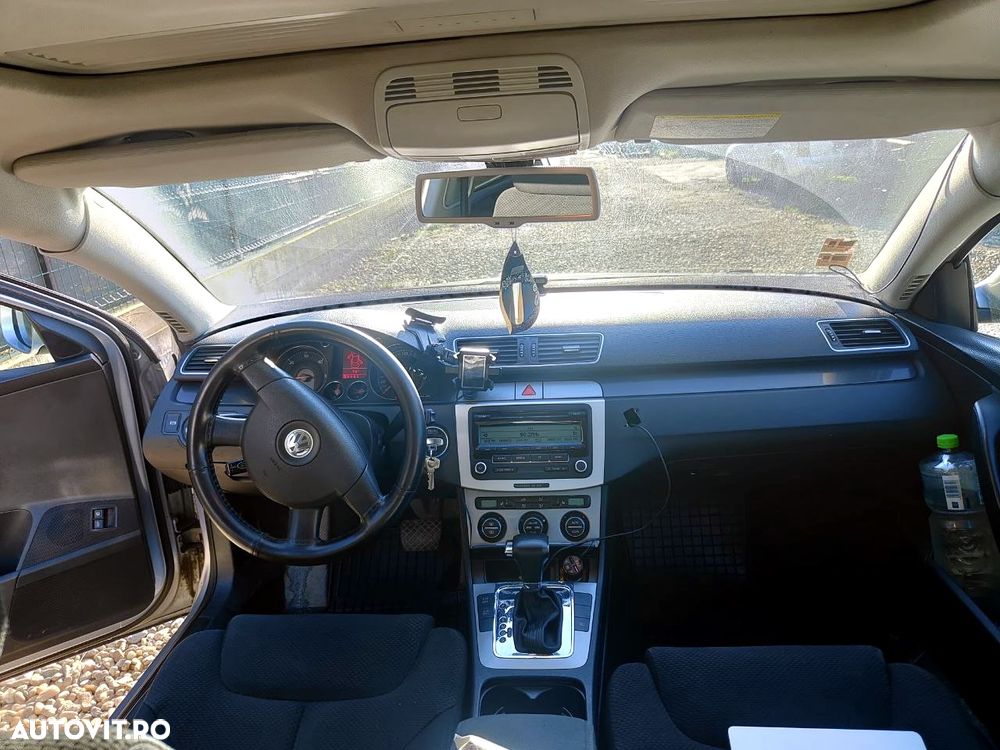 Volkswagen Passat 2.0TDI Highline DPF DSG - 5