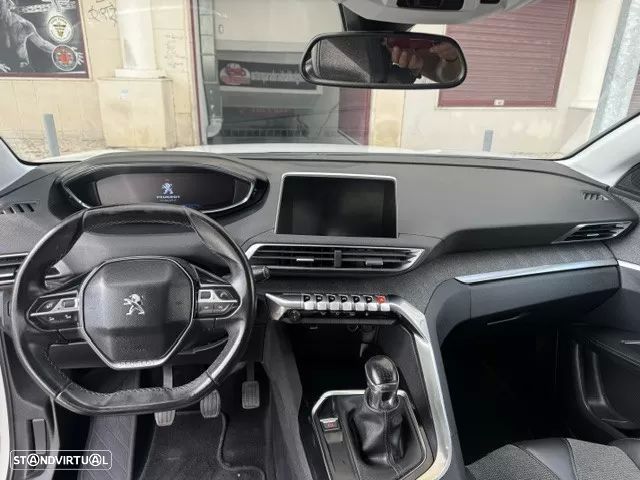 Peugeot 3008 1.2 PureTech Access - 29