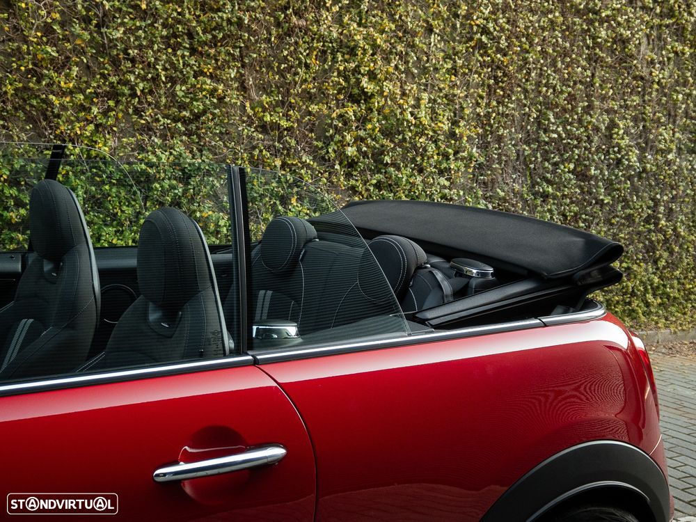 MINI Cabrio John Cooper Works Auto Desportiva - 11