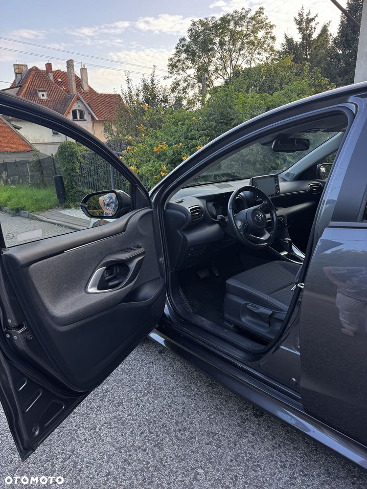 Toyota Yaris - 7