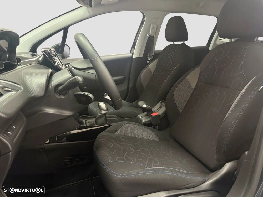 Peugeot 2008 1.2 PureTech Style - 10