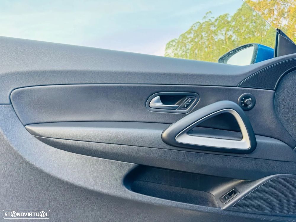 VW Scirocco 2.0 TDI Sport - 13