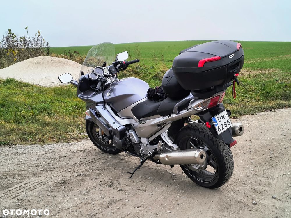 Yamaha FJR - 4