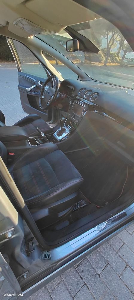 Ford S-Max - 8