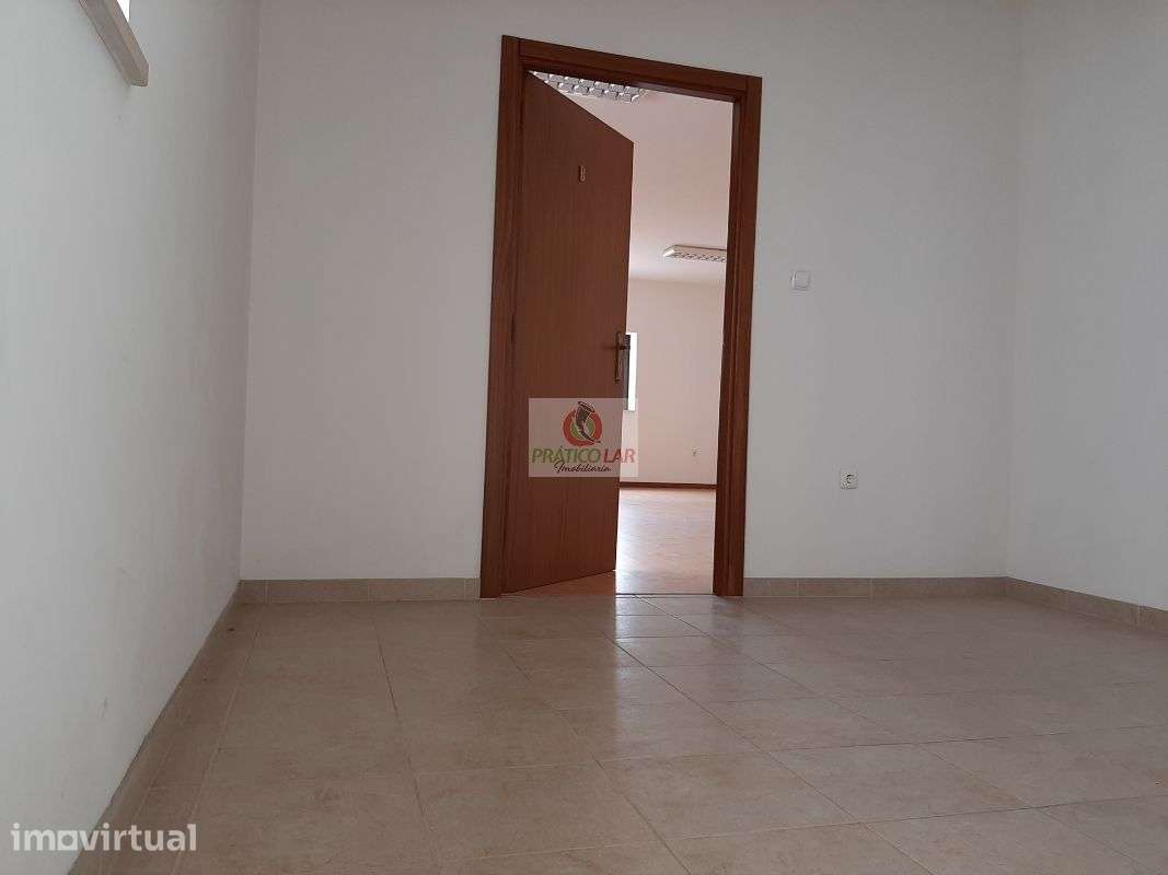 Escritórios  em Oliveira do Bairro - Grande imagem: 3/12