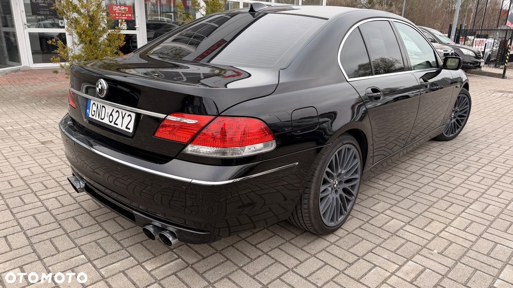 BMW Seria 7 740i - 4