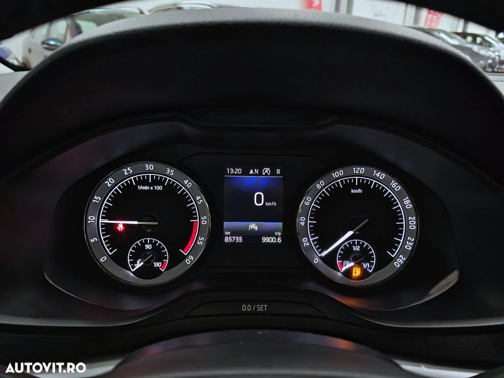 Skoda Karoq 2.0 TDI SCR DSG Ambition - 26