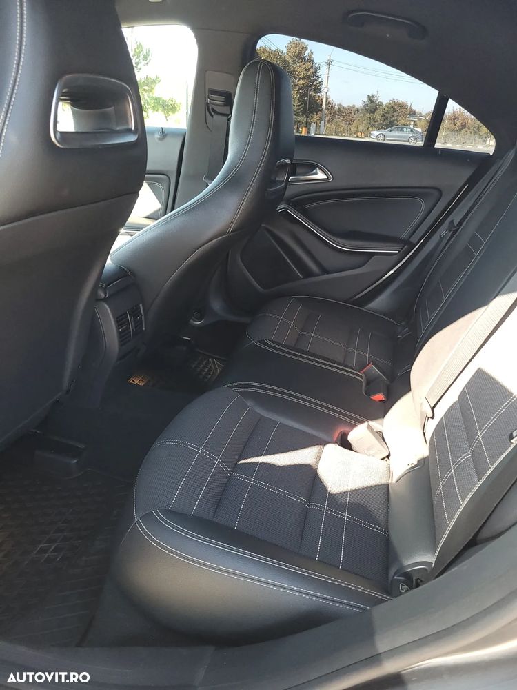 Mercedes-Benz CLA 220 d Aut. - 20