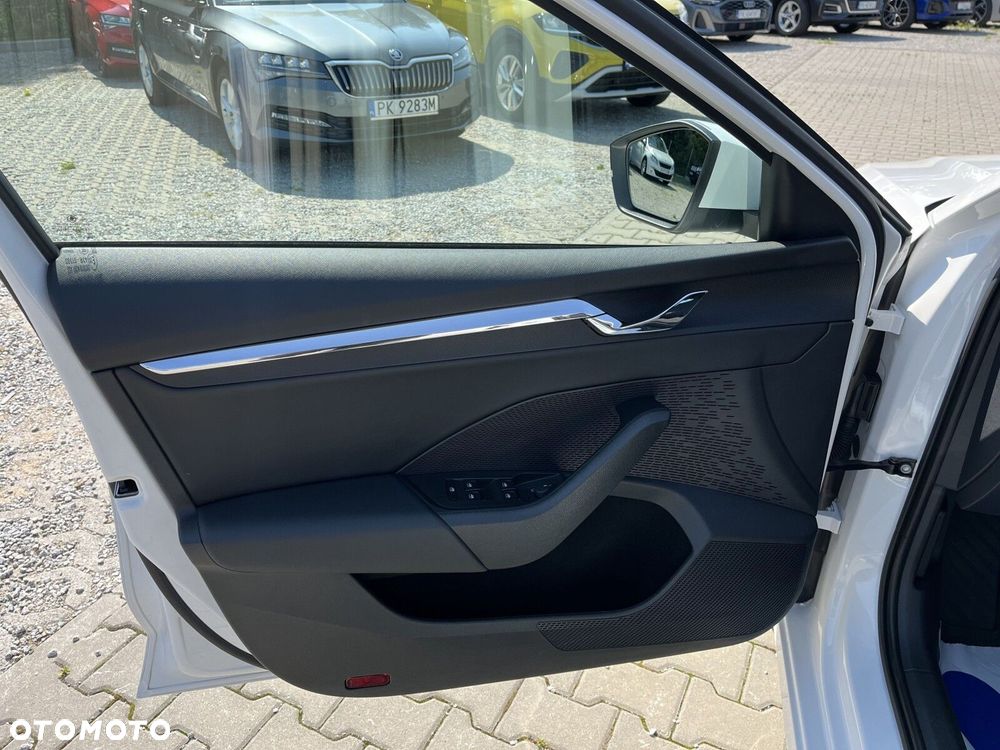 Skoda Octavia 2.0 TDI Style DSG - 11