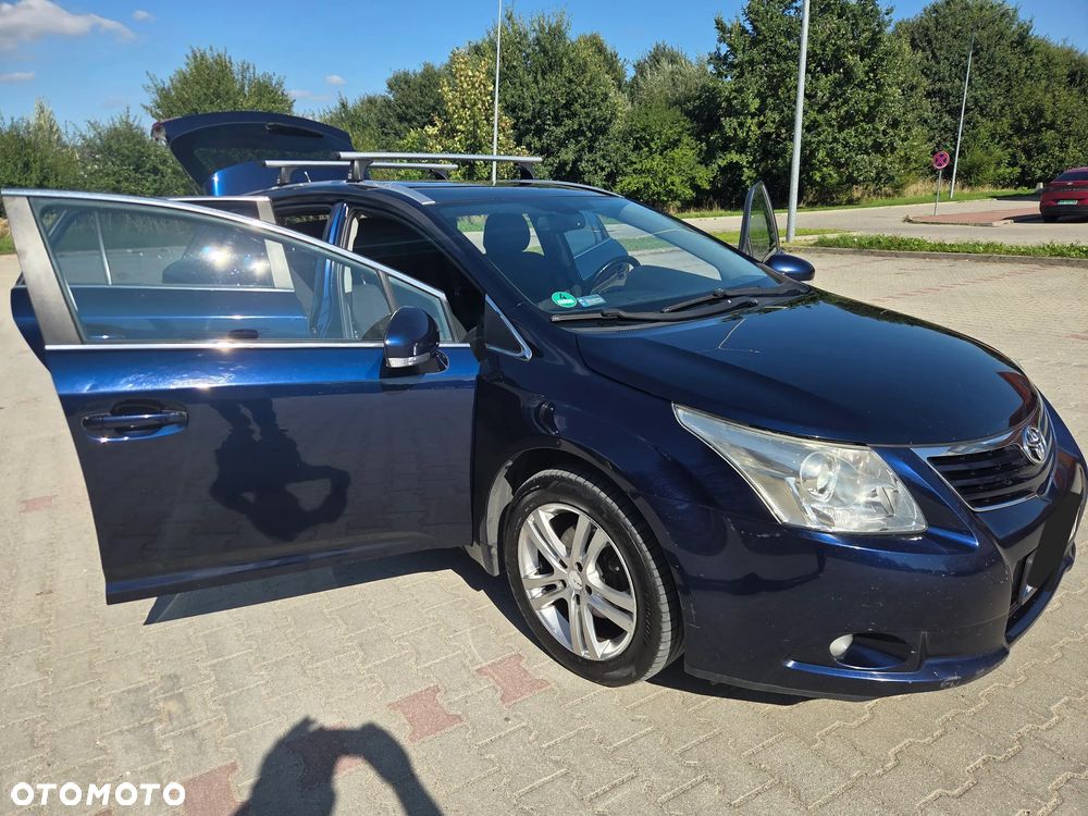 Toyota Avensis 2.0 D-4D - 2