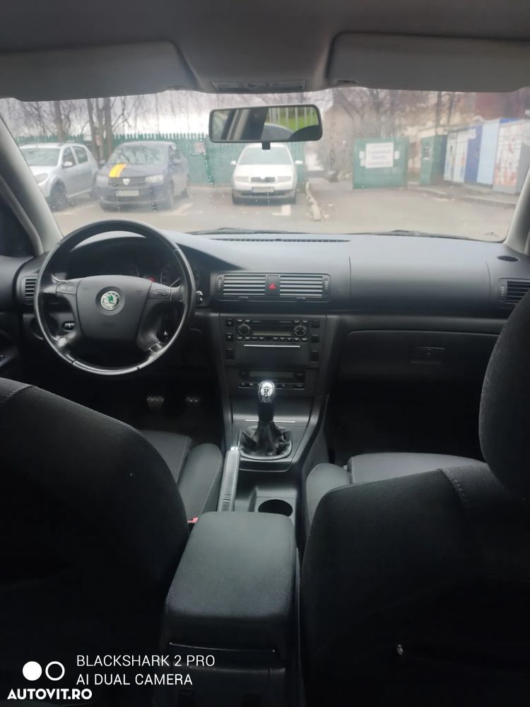 Skoda Superb 1,9 TDI Exclusive - 16