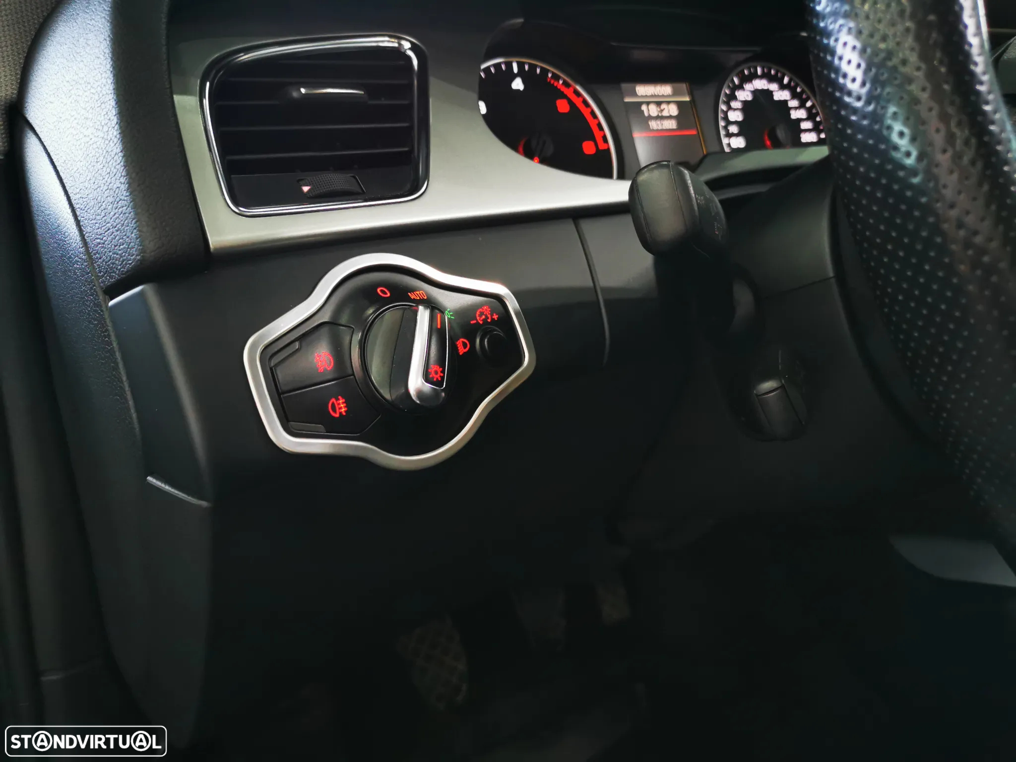 Audi A4 Avant 2.0 TDI Sport - 15