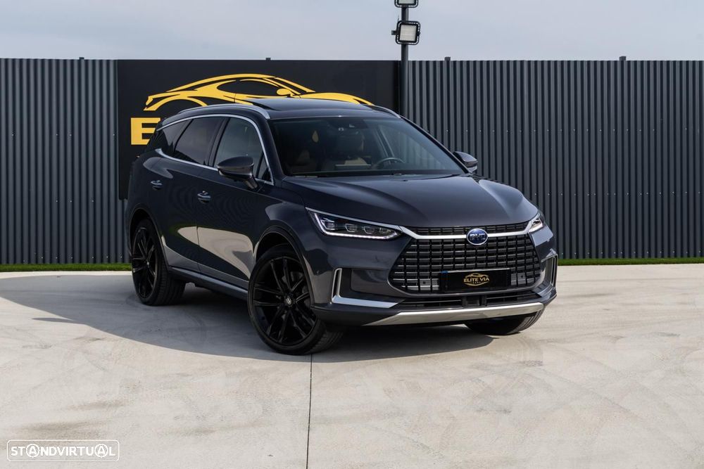 BYD Tang 86.4 kWh AWD Flagship - 17