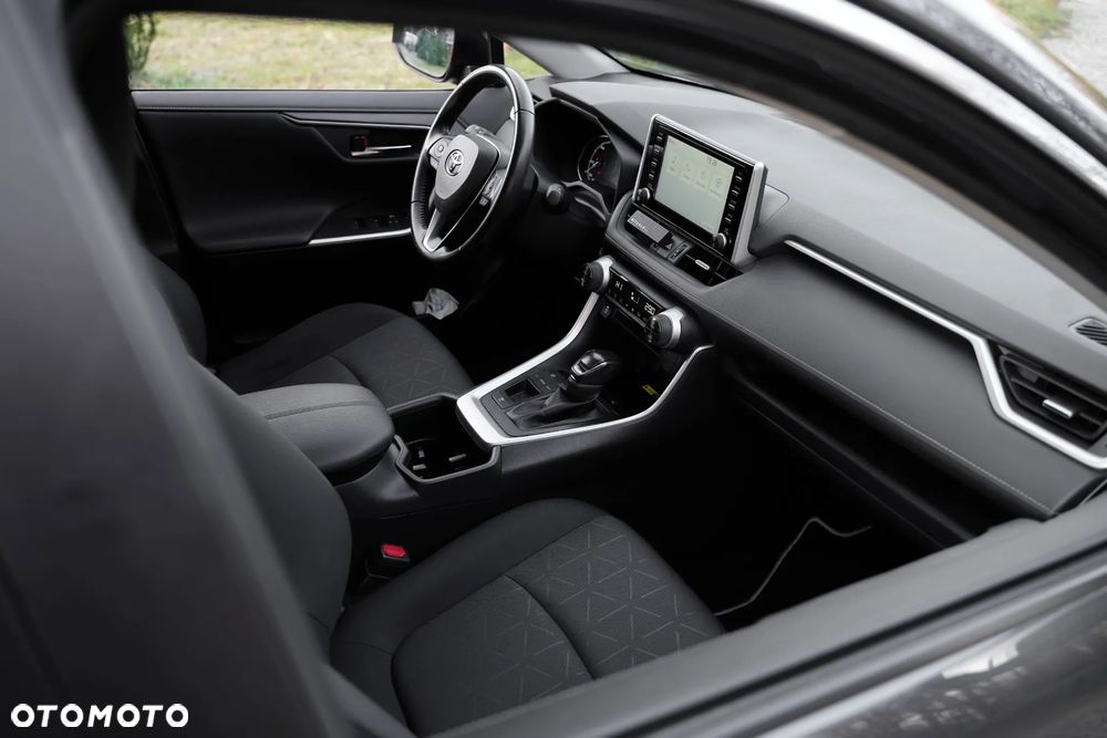 Toyota RAV4 2.5 Hybrid Comfort 4x2 - 8