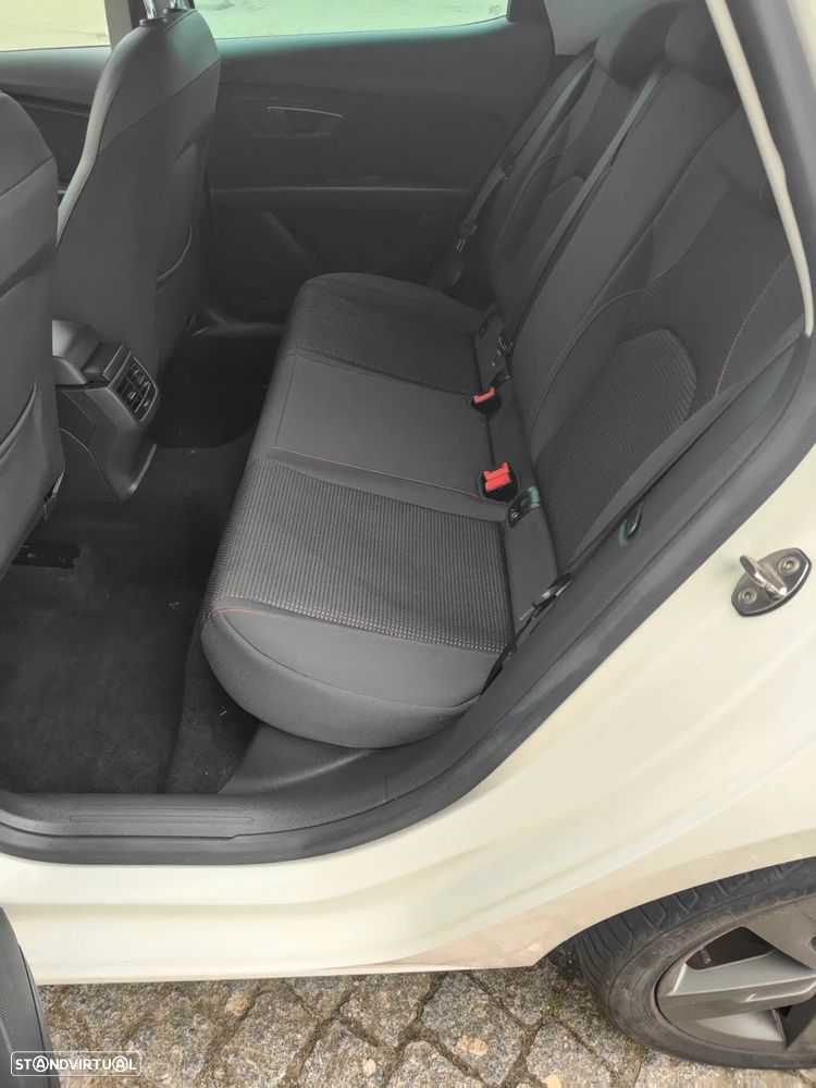 SEAT Leon 1.6 TDI FR S/S - 9