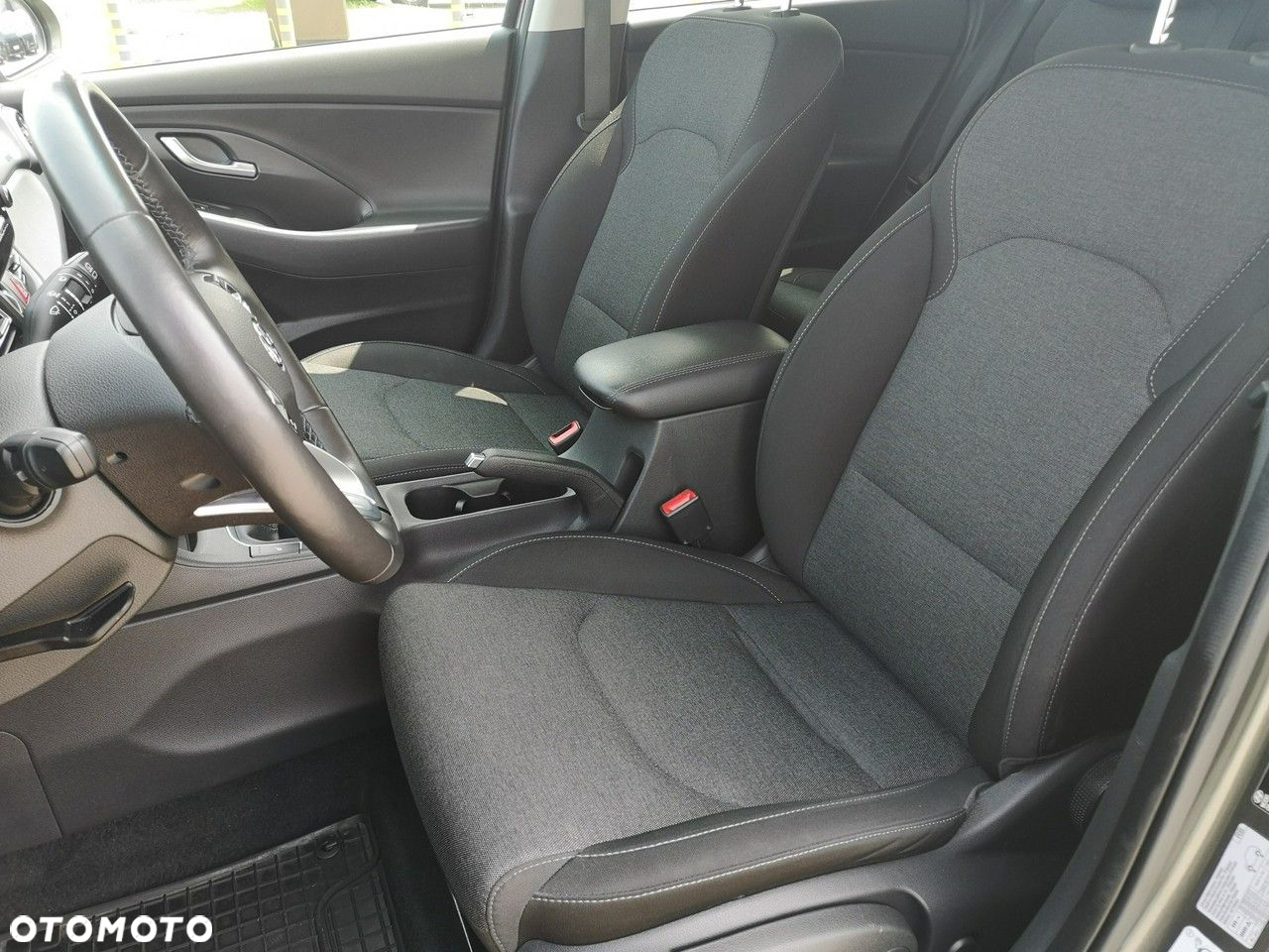 Hyundai i30 1.5 DPI Smart - 15