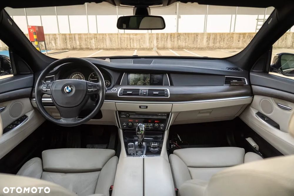 BMW 5GT 530d - 14