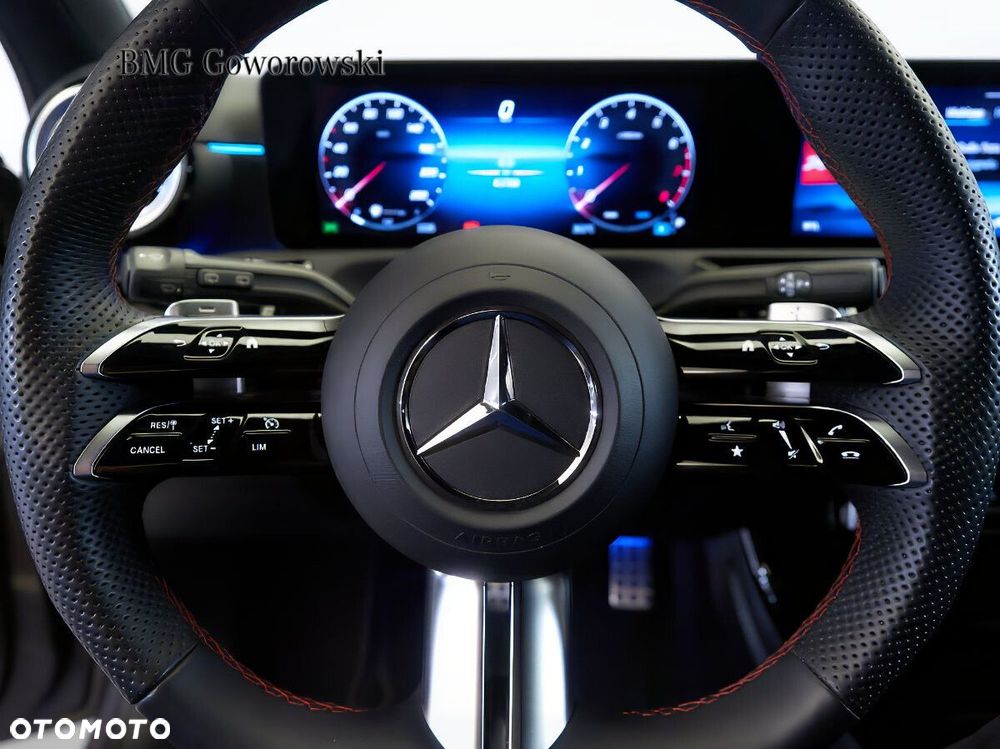Mercedes-Benz Klasa A 200 AMG Line 7G-DCT - 16