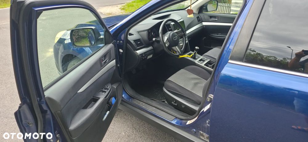 Subaru Outback 2.5i Active - 12