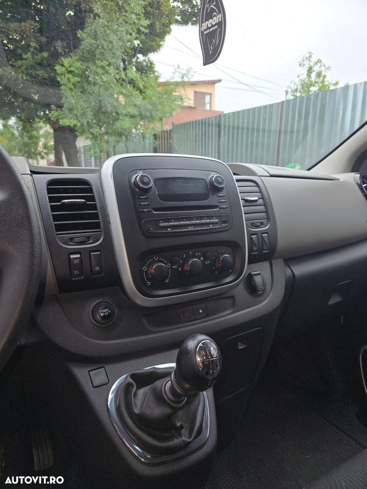 Nissan NV300 - 6