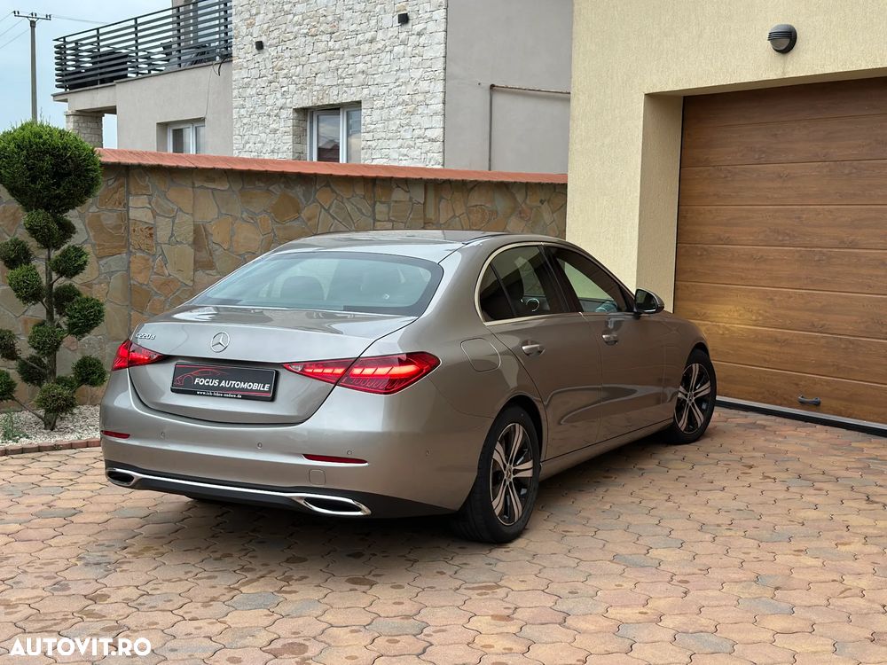 Mercedes-Benz C 220 d Aut - 6