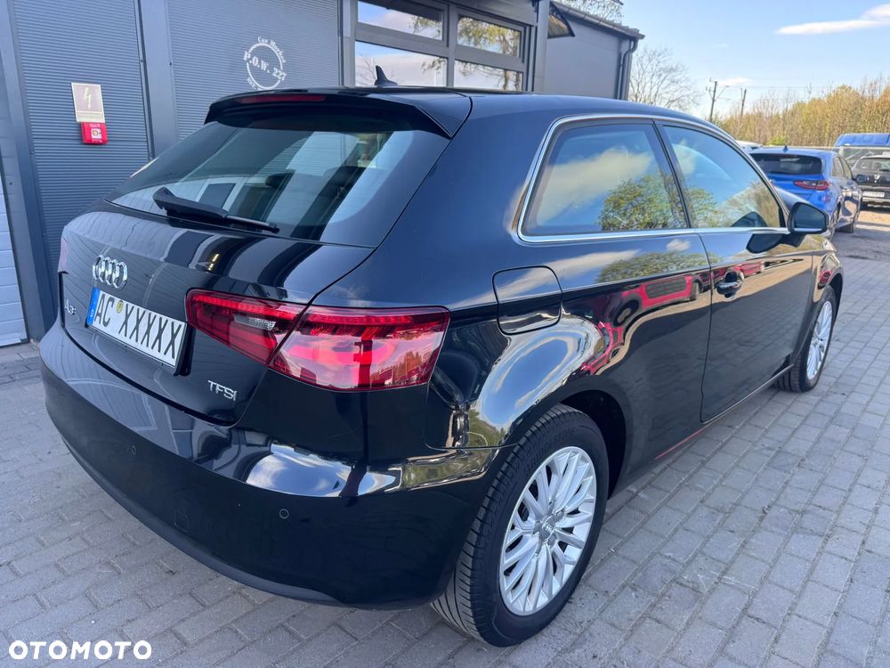 Audi A3 3-drzwiowe 1.4 TFSI Attraction - 5