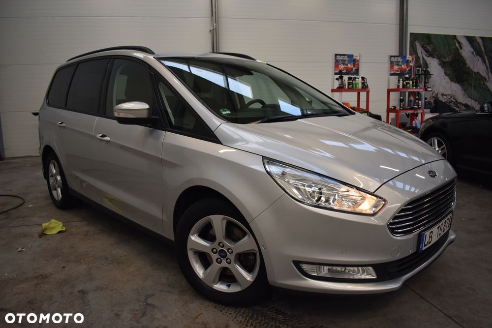 Ford Galaxy - 13