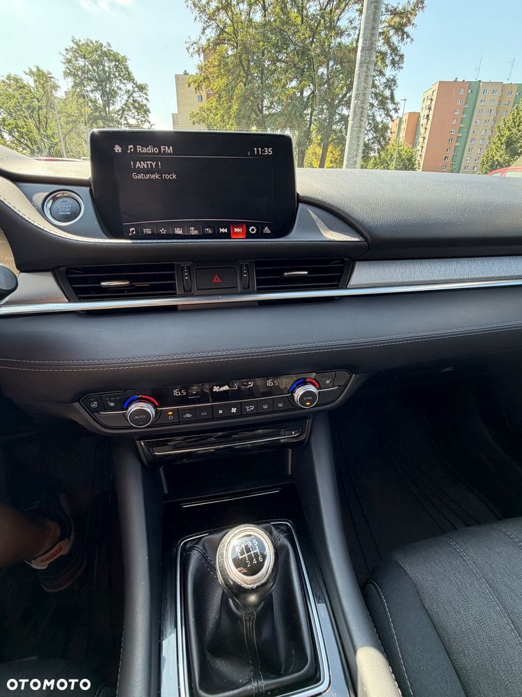 Mazda 6 - 8