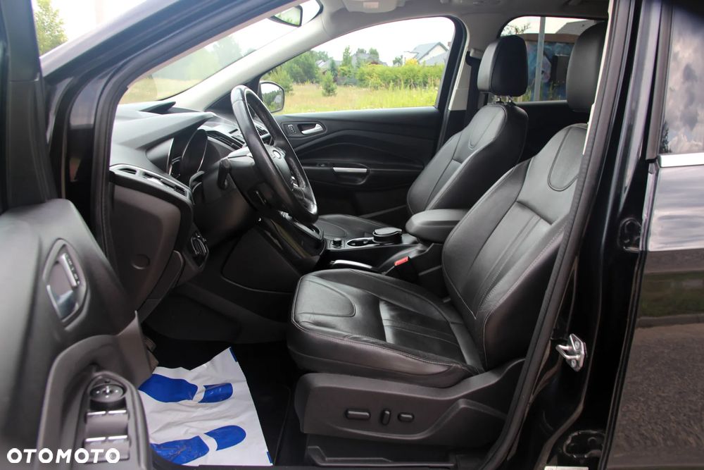 Ford Kuga 2.0 TDCi 4WD Titanium - 22