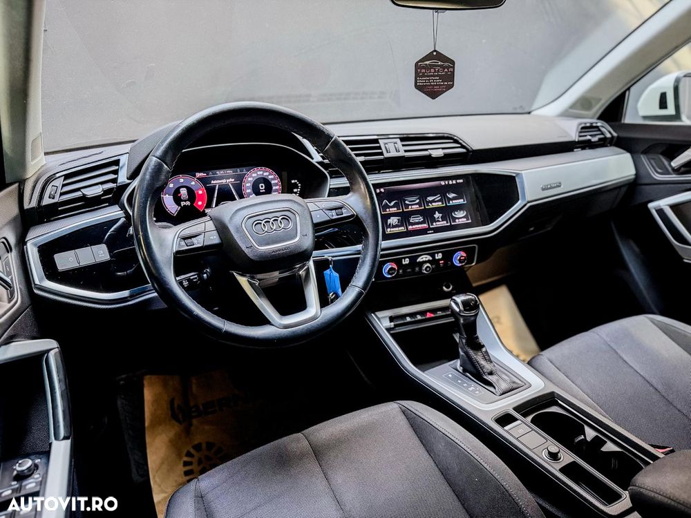Audi Q3 35 TDI quattro S tronic - 11