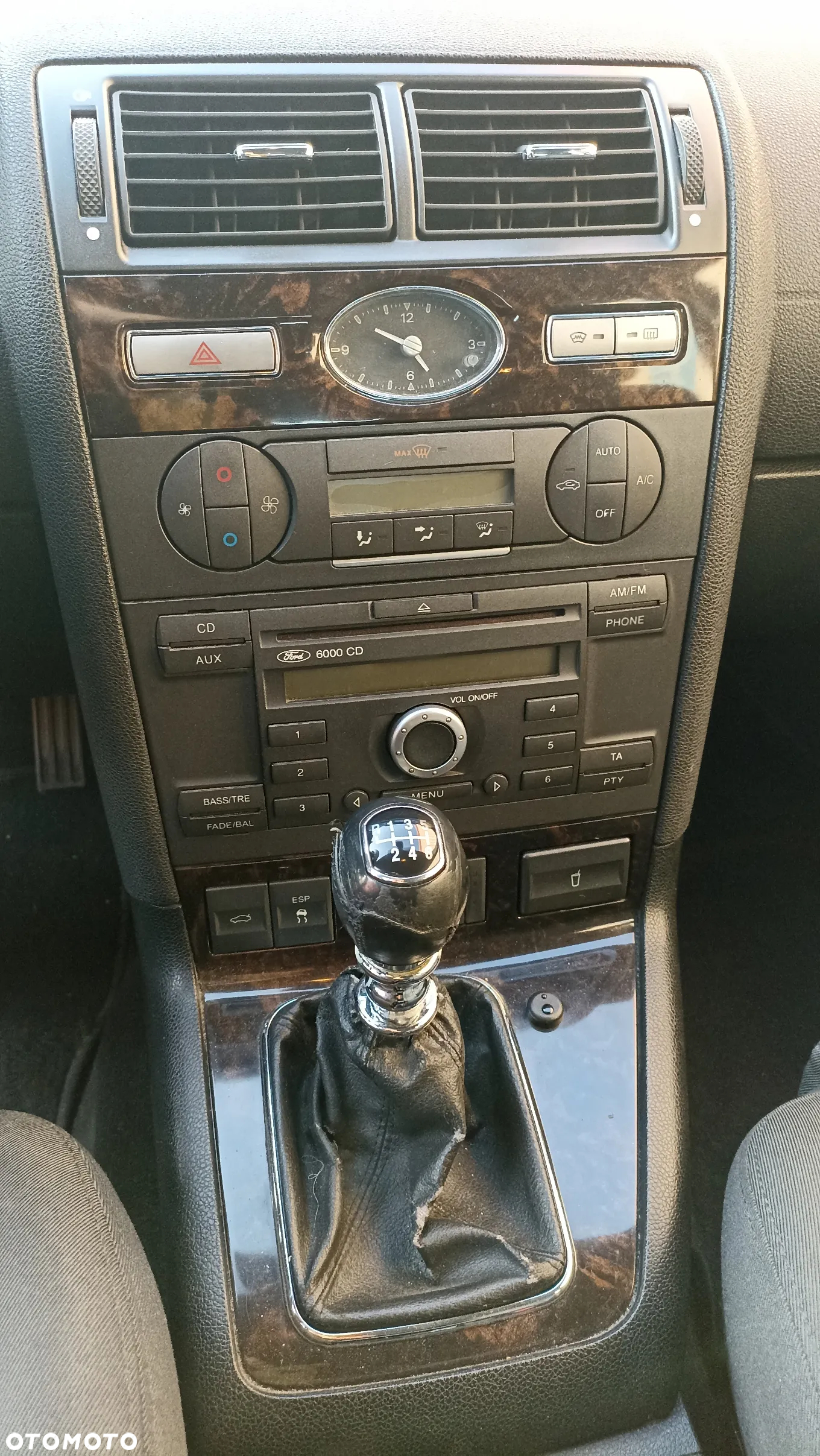 Ford Mondeo 2.0 TDCi Ghia - 11