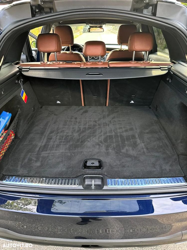 Mercedes-Benz GLC 250 d 4MATIC - 12