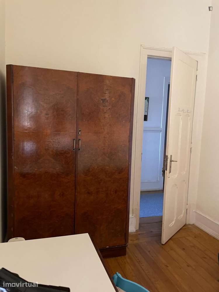 Quarto - localizado em São Bento Lisbon - Grande imagem: 4/34
