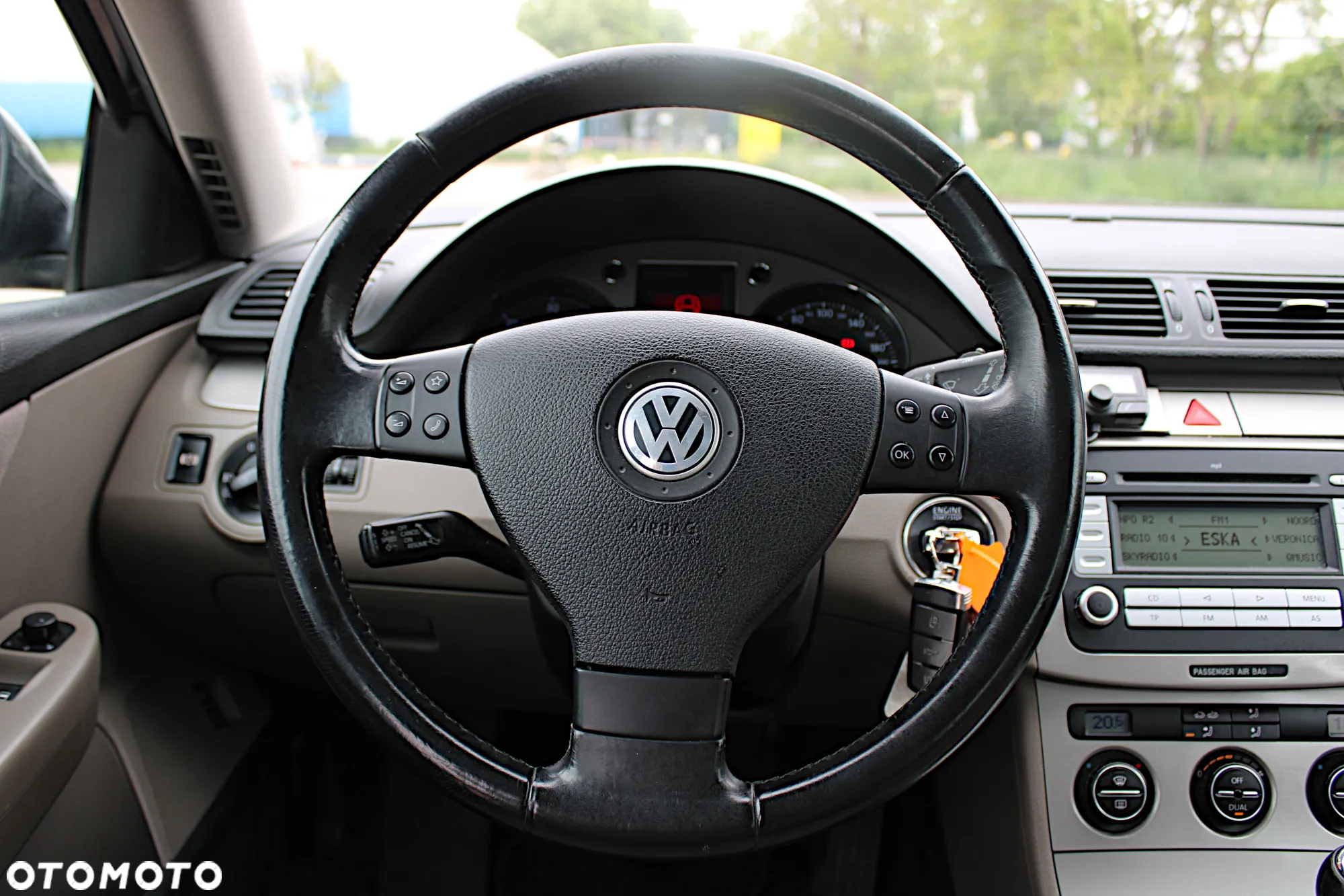 Volkswagen Passat 2.0 TDI DPF Sportline - 31