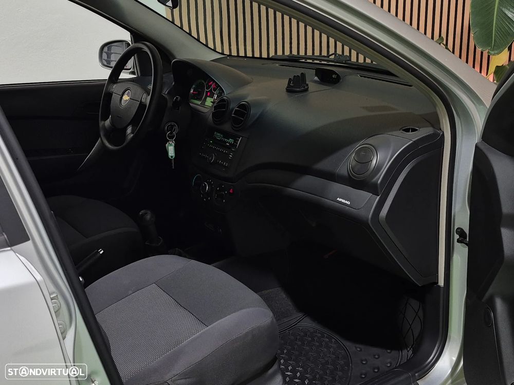Chevrolet Aveo 1.2 LS - 16