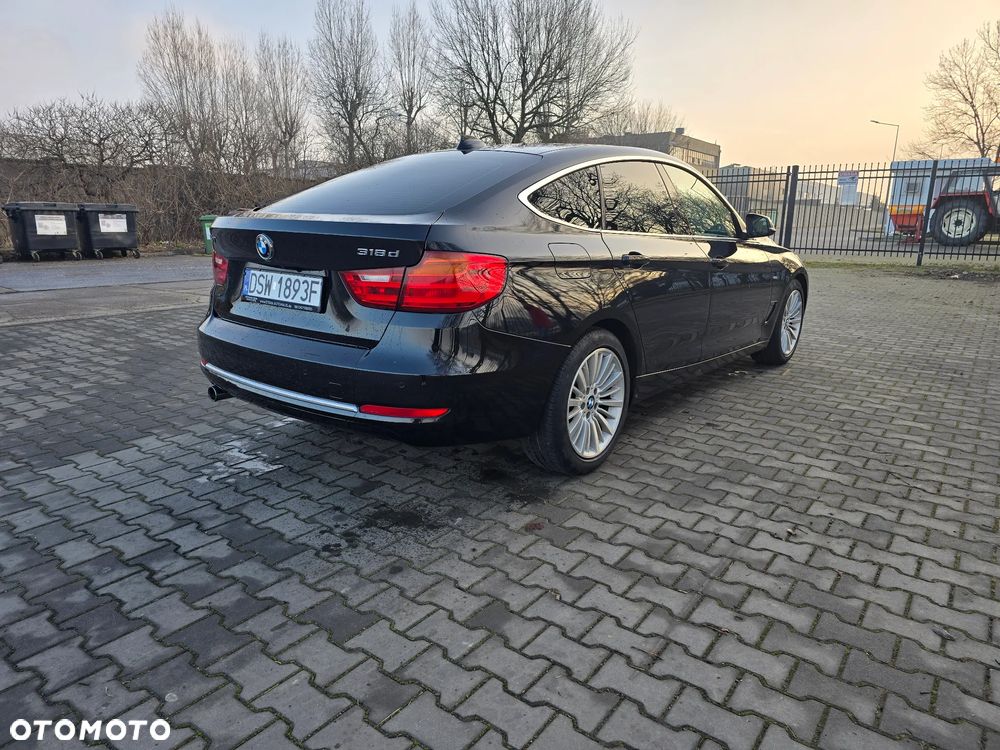 BMW 3GT 318d Luxury Line - 6