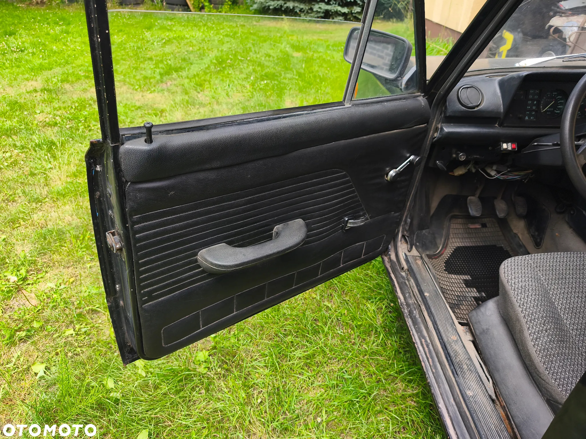 Fiat 125p - 14