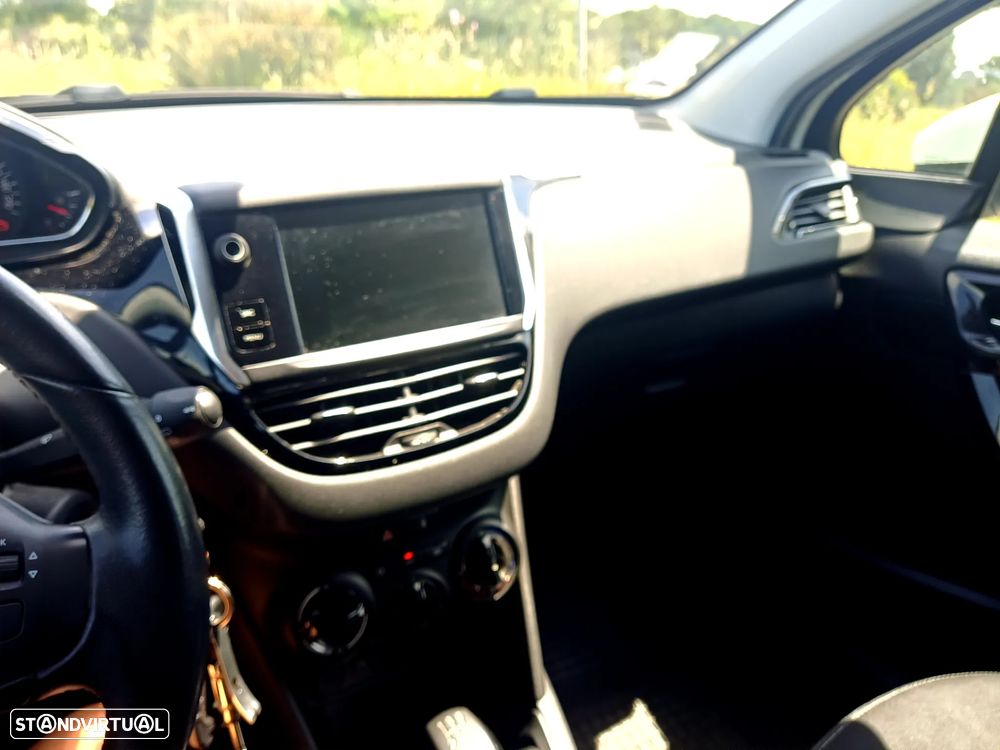 Peugeot 208 1.2 VTi Active - 6