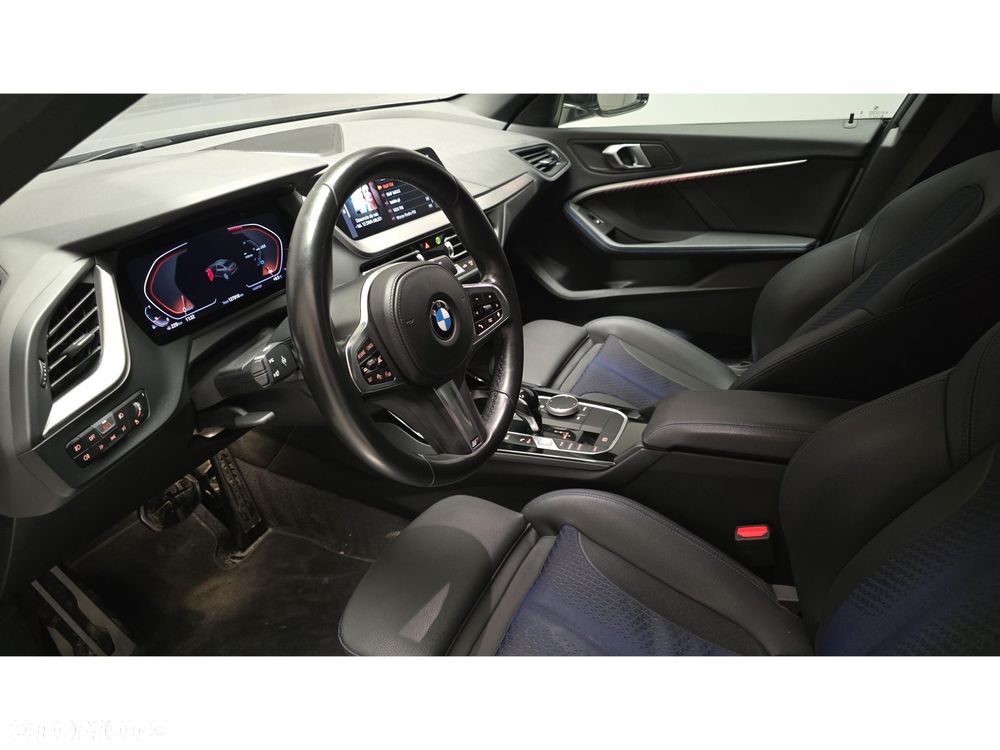 BMW Seria 2 218i M Sport - 16